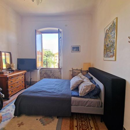 ラ・スペツィアLa Casa Di Ellaアパートメント エクステリア 写真